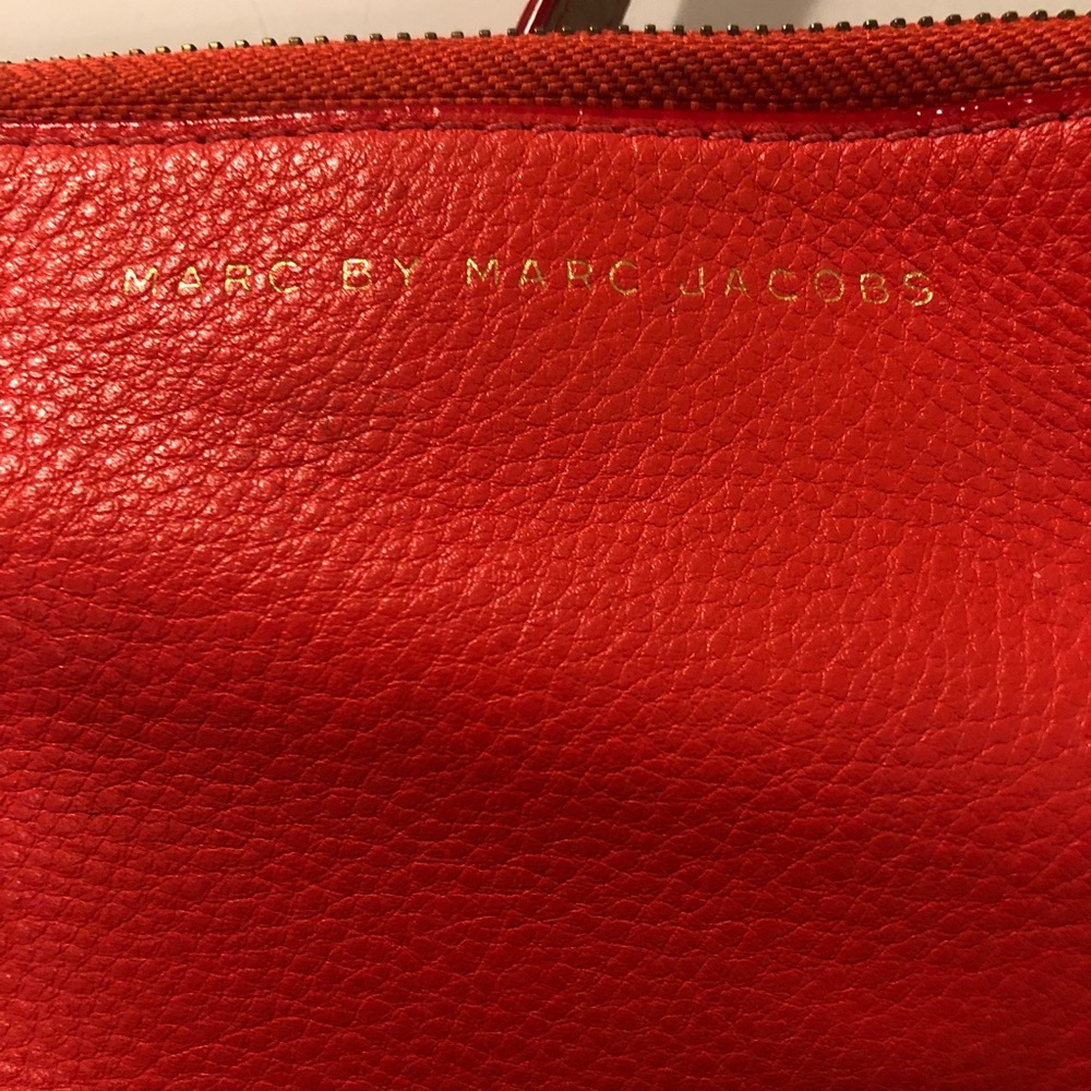 ❗️SOLD❗️MARC JACOBS Sophisticato Dani Crossbody - Picture 3 of 8